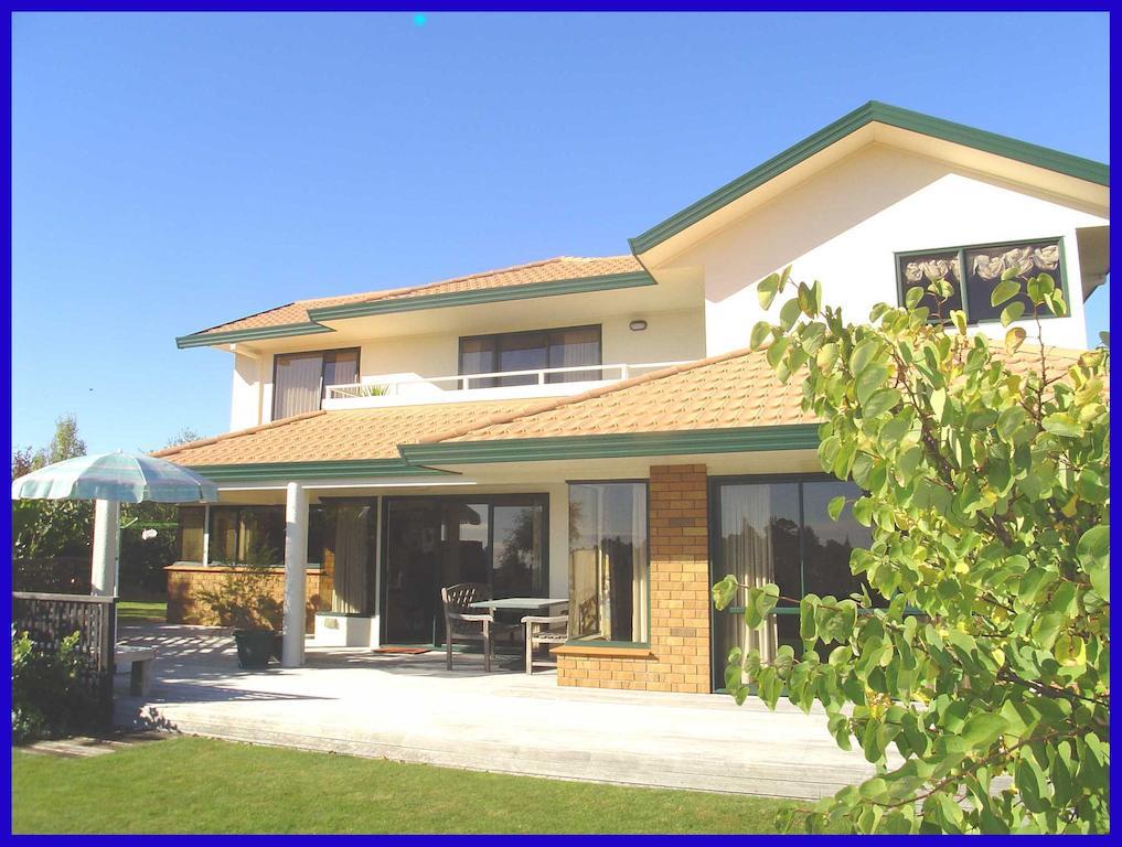 Crestwood Bed And Breakfast Whakatane Buitenkant foto