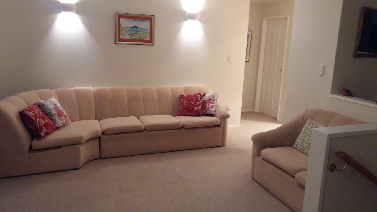 Crestwood Bed And Breakfast Whakatane Buitenkant foto